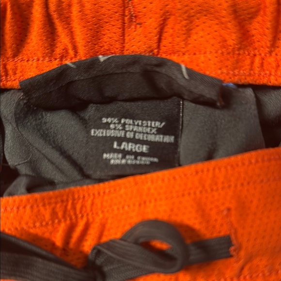 Free Country Black and Red Joggers with Tapered Ankle 21 - Picture 14 of 16